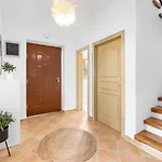 Serenita With Heated Pool Cabrunici