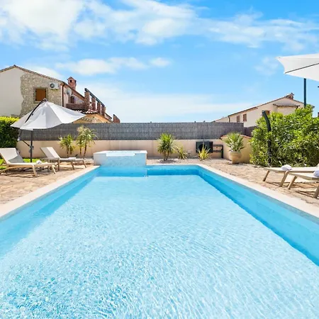 Serenita With Heated Pool * Cabrunici